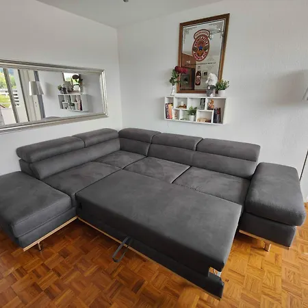 2 Bedroom At Bahnhofcity شقة